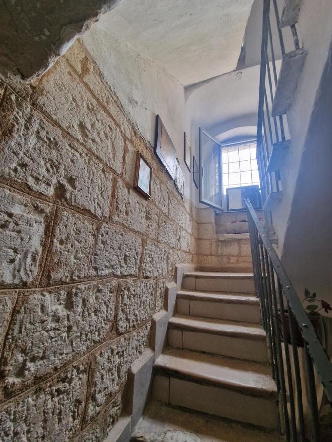 Appartamento Visconti loft House 164 Bari Esterno foto