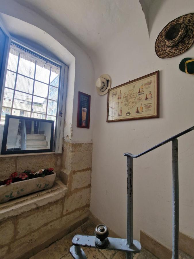 Appartamento Visconti loft House 164 Bari Esterno foto
